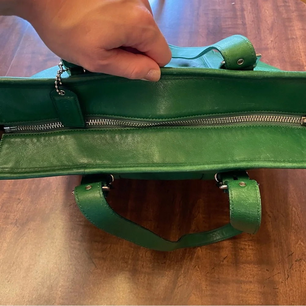 Vintage Coach Hampton Carryall Leather Shoulder Bag - Green - Picture 10 of 13